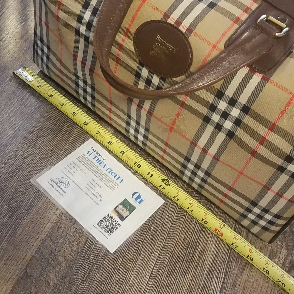 Burberry Nova Check Brown Leather Lock & Key Vintage Duffle Authentication Card